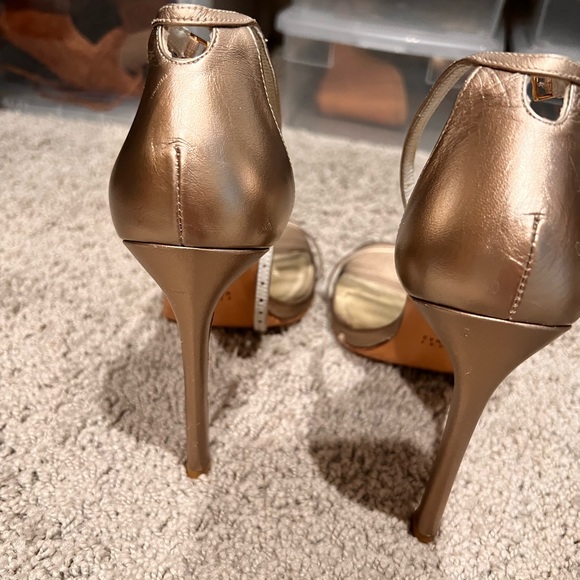 Stuart Weitzman gold ankle strap heels - Picture 2 of 4